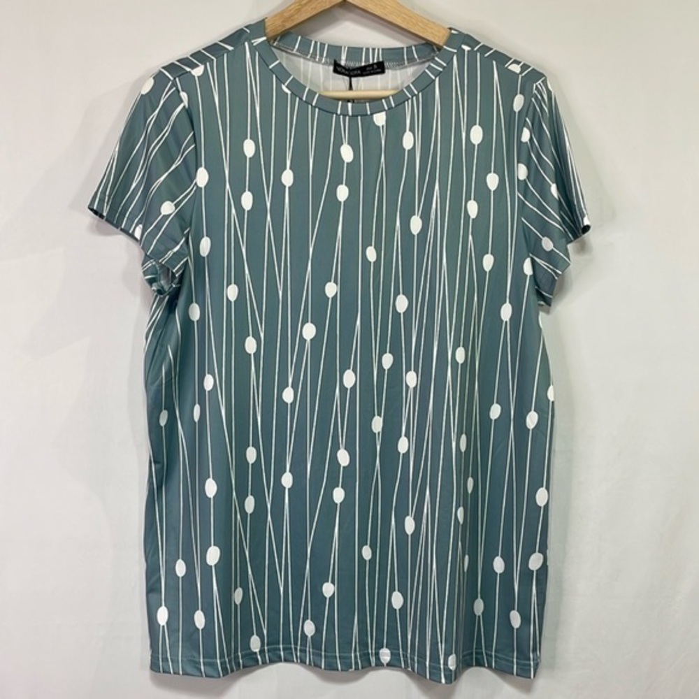 🪥nwt Noracora blue and white printed  knit short sleeve round neck T-shirt